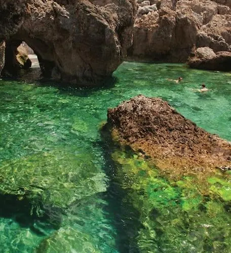 Дом отдыха Preciosa Casa Emblematatica, Piscina,wifi